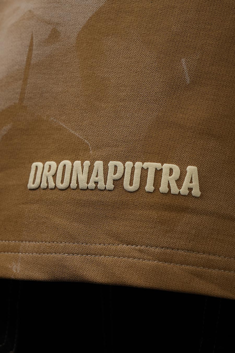 Dronaputra T-shirt - Image 16