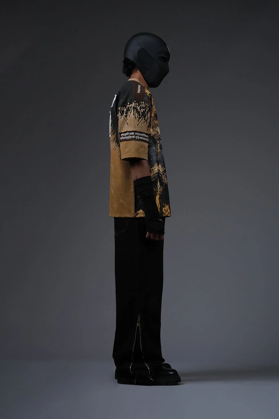 Dronaputra T-shirt - Image 17