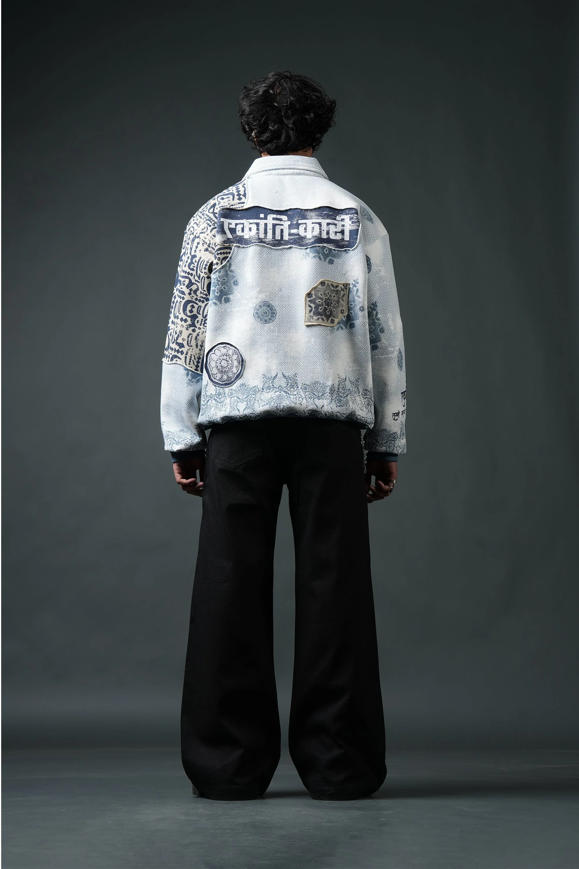 Ekanti-Kari Collared Sweatshirt - Image 9
