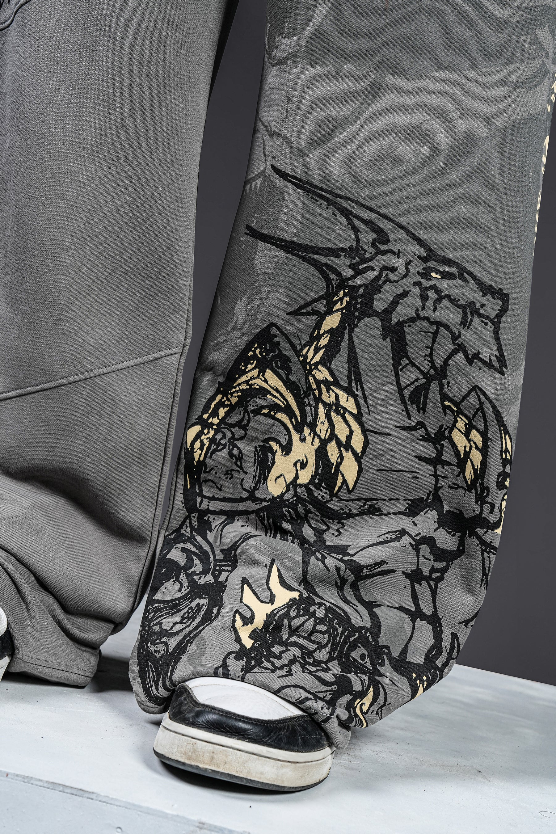 King Of Dragons Bottoms - Image 4