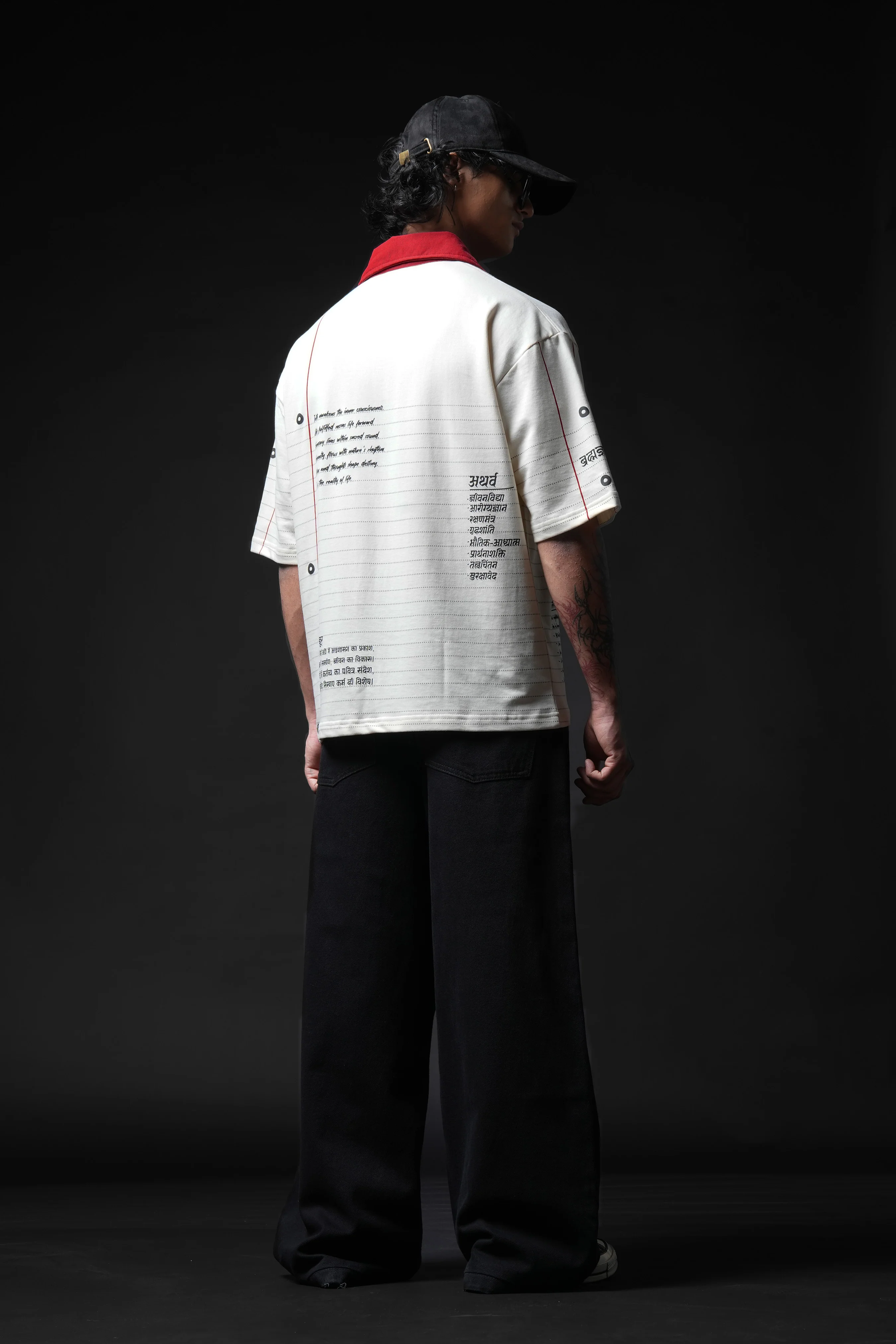 Know It All Collar T-shirt - Image 19