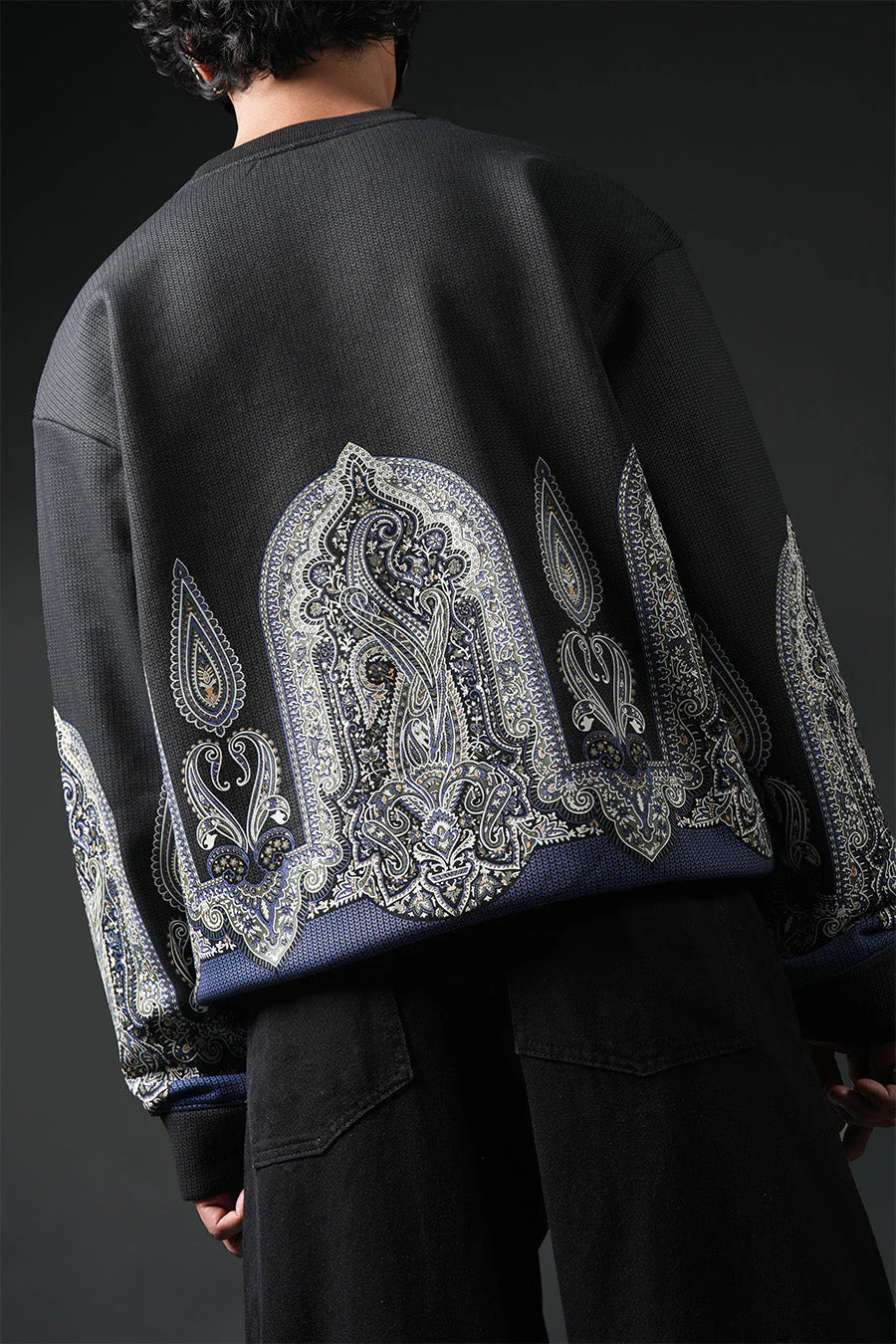 Shunya Temple Sweatshirt - Image 13